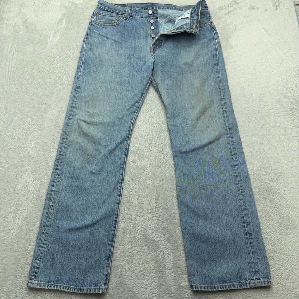 Levi's Jeans Mens 36x34 Blue 501 Original Fit Straight Leg Light Wash Denim